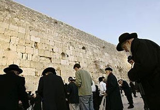 Mensagens e orações foram removidas do Muro das Lamentações em Israel | Notícias Evangélicas Gospel Cristãs
