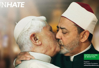 Gospel o melhor da WEB Campanha da Benetton traz fotomontagens de líderes políticos e religiosos se beijando Noticia Mundo