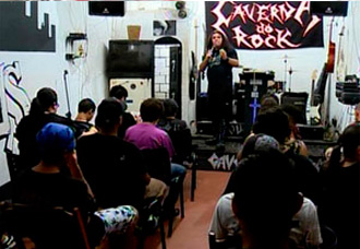 Gospel o melhor da WEB Igreja Caverna do Rock Prega Religião ao som Heavy Metal Noticia Religião